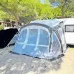 11253511_10_1 Sehr gepflegtes Luft Teilvorzelt von Kampa (Fiesta Air Pro 350) abzugeben. Die Luftschläuche sind dicht und alle Reisverschlüsse
