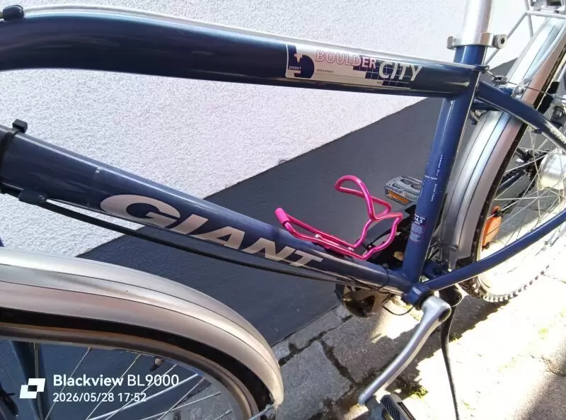 11253549_10_1 Marken Mountainbike mit 26-Zoll Rädern. Es sind leichte Gebrauchspuren vorhanden. Shimano Nexus 7- Gang Nabenschaltung und Brems