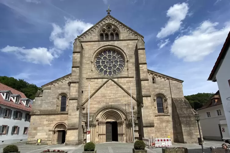 Die Abteikirche in Otterberg ist aus Steinen aus dem &bdquo;Wei&szlig;en Steinbruch&ldquo; erbaut worden.