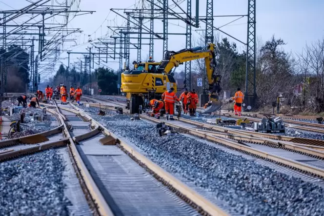 Verzögerungen bei Streckensanierung Hamburg-Berlin