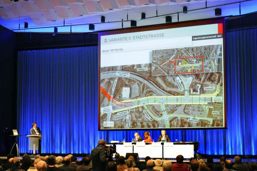 Bürgerforum zur Hochstraßenplanung.