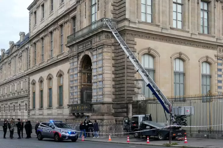 Nach Kunstraub im Louvre weist mögliche Spur nach Belgien