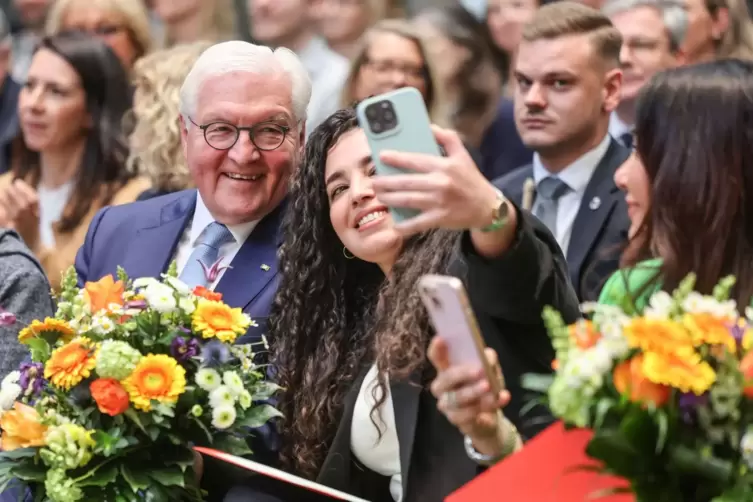 Einb&uuml;rgerungsfeier mit Frank-Walter Steinmeier