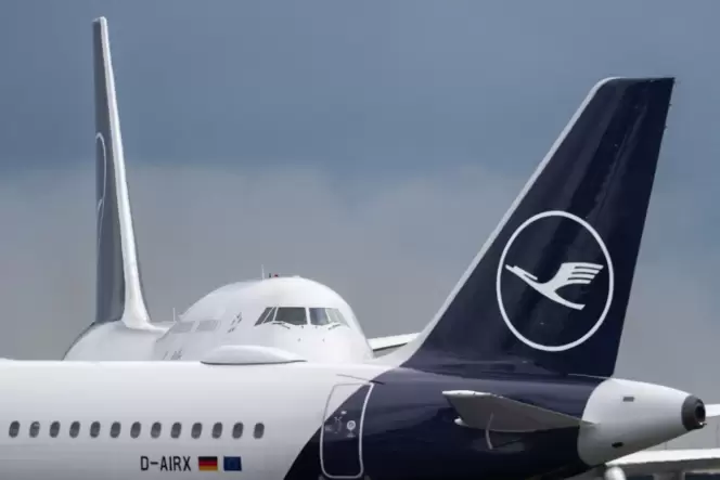 Passagiermaschinen der Lufthansa am Flughafen Frankfurt