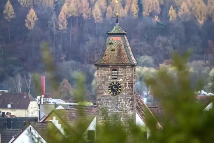 In der evangelischen Zwinglikirche in Niederauerbach wurde das erste neue Gel&auml;ut in Zweibr&uuml;cken nach dem Zweiten Weltkrieg insta