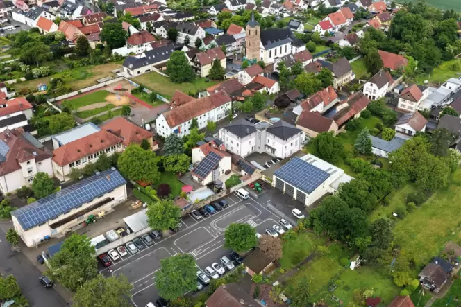Im Zentrum von Heiligenstein, auf dem Kerweplatz, wird ab Freitag gefeiert.