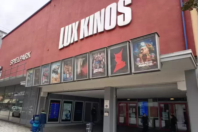 Haben wieder was »für Junggebliebene« im Angebot: die Lux-Kinos.