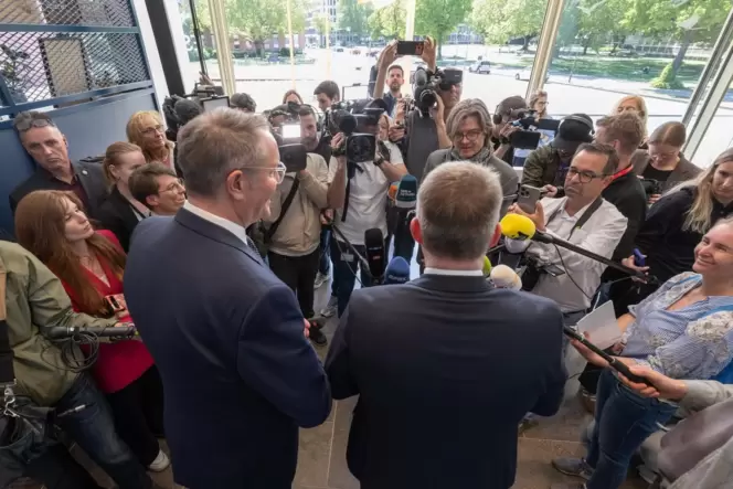 Alexander Schweitzer (links) und Gordon Schnieder (rechts) sehen die Debatte um die Lotto-Personalie vor allem als Folge missglü