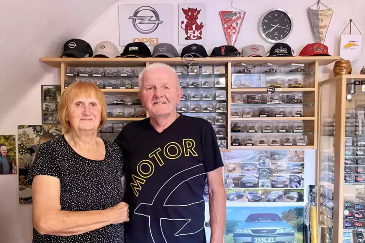 Seit gut f&uuml;nfeinhalb Jahrzehnten miteinander gl&uuml;cklich: Rita und Helmut Preis. 