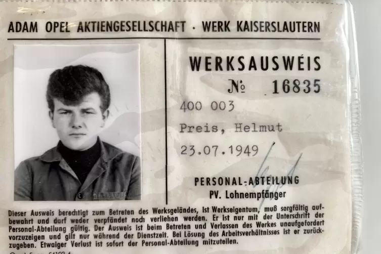 Schaut grimmig drein &ndash; und war doch seinerzeit heilfroh &uuml;ber die Chance, als Lehrling bei Opel einzusteigen. Helmut Preis&rsquo; erste