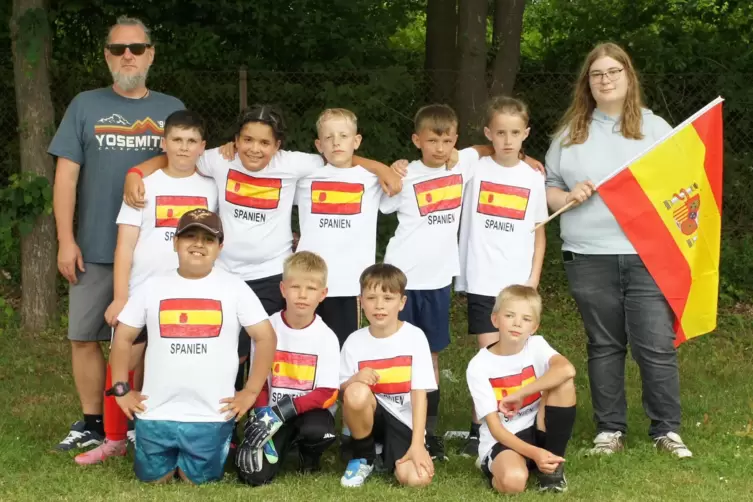 Team Spanien, Gruppe F (GS Contwig III), vorne von links: Daneal Aldanbauk, Jannis L&ouml;ckelt, Jannis Brill, Philipp Kammerzell. Hi
