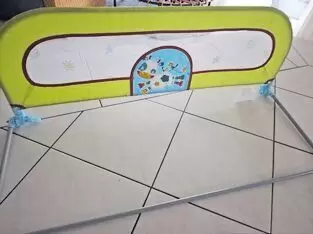 120 cm x 45 cm , fast neuwertig, 10 €.