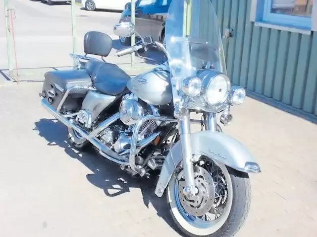 11254145_10_1 Sehr schöne Road King aus USA importiert, 2 Besitzer. TÜV wird vor Verkauf erneuert, 1449cc. Anschluss für Batterielader plus La