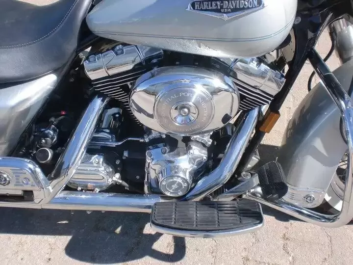 11254145_10_1 Sehr schöne Road King aus USA importiert, 2 Besitzer. TÜV wird vor Verkauf erneuert, 1449cc. Anschluss für Batterielader plus La