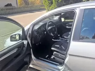 Garagen Fahrzeug in gepflegten Zustand. TÜV neu: 05/2028 Mountaingrau Metallic, Polster anthrazit, Navigationssystem, Sitzheizun