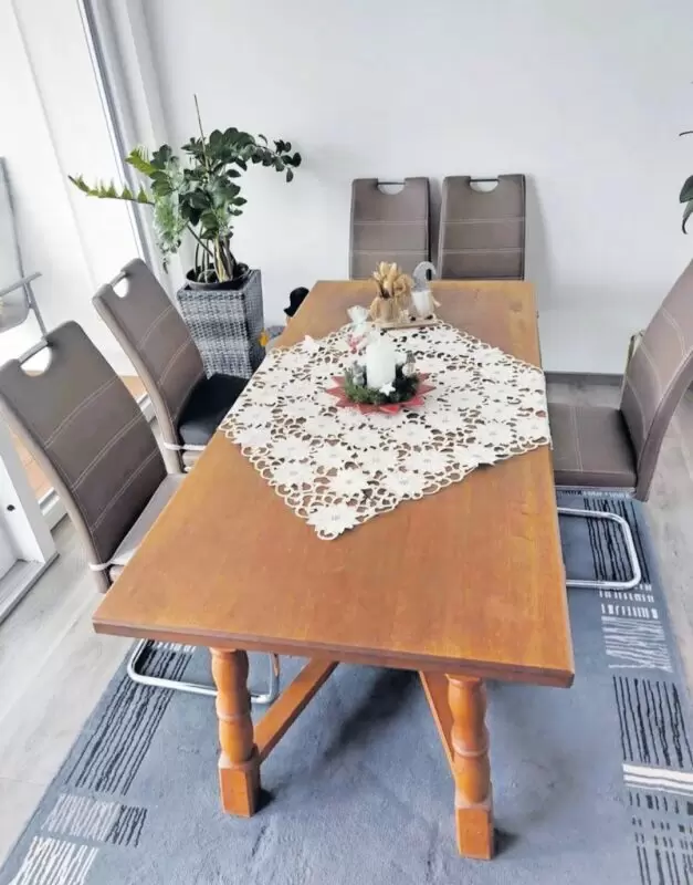Braunes Holz 170 cm lang für 35,00€ abzugeben
