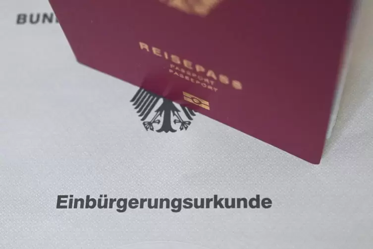 Einbürgerung