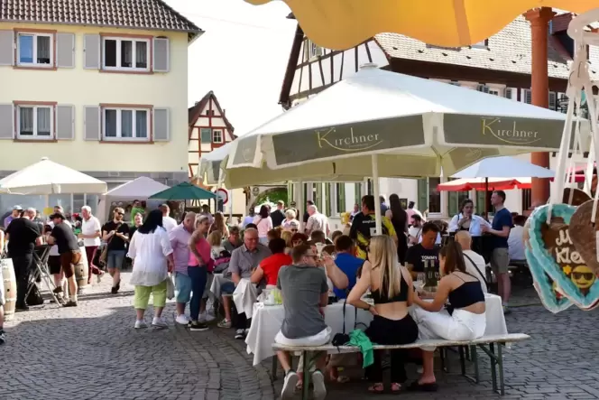 Gesellige Angelegenheit: Altstadtfest Freinsheim.
