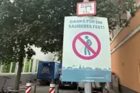 Ein wichtiger Hinweis, denn Wildpinkeln ist nicht nur eklig, sondern auch strafbar. An zehn verschiedenen Orten gibt es öffentli