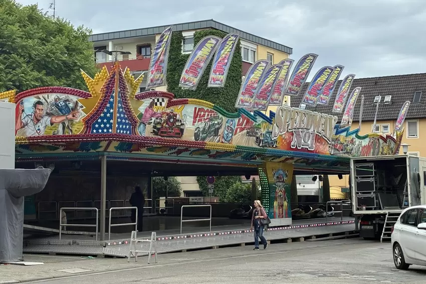 Für viele Kinder und Jugendliche (und auch einige Erwachsene) ein Highlight auf dem Strohhutfest: der Autoscooter.