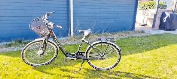 11254520_10_1 Verkaufe E-Bike 28 Zoll, 7-Gang Shimano-Nabenschaltung, tiefer Einstieg, Rahmenhöhe 46 cm, Reichweite ca. 100 km, Anfahrthilfe,