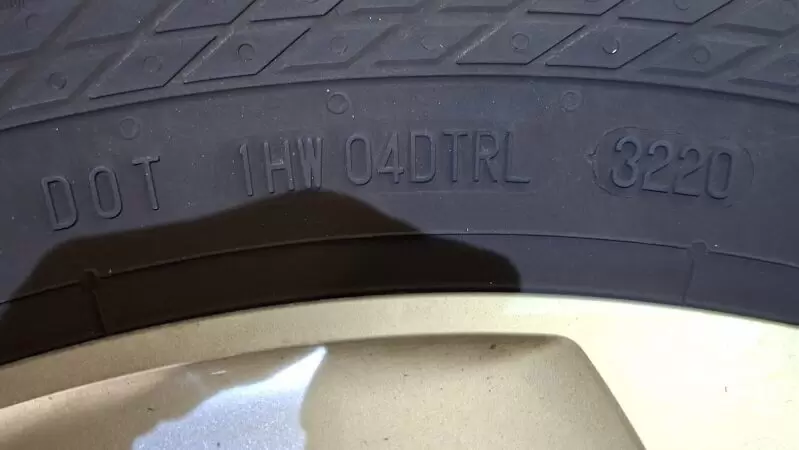 11254577_10_1 Verkaufe 4 VW Felgen von meinem Multivan T6.1 mit Ganzjahresreifen 215/65 R16 C106/104 ca. 4mm Profiltiefe. Nur an Selbstabholer
