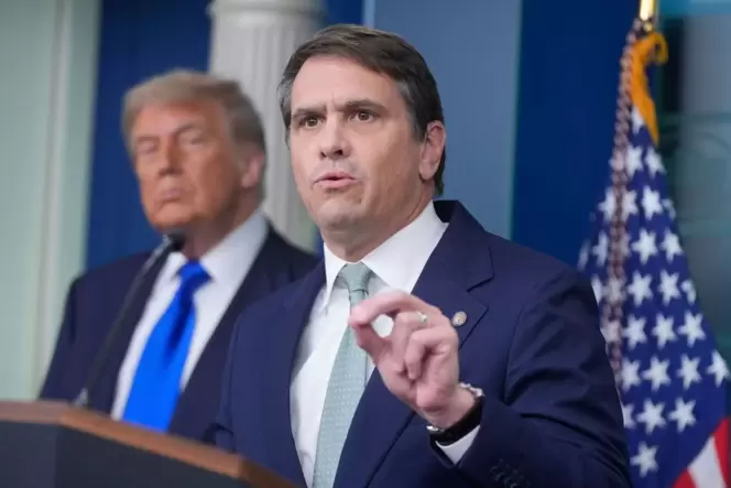 Präsident Donald Trump und Justizminister Todd Blanche