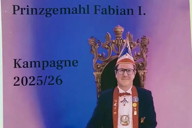 Auf dem Narrenthron: Der Lebensgef&auml;hrte von Stadtprinzessin Marlene I. hat f&uuml;r die Zeit ihrer Regentschaft einen Ehrentitel erha