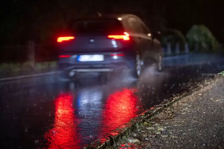 Unfall auf Nasser Straße