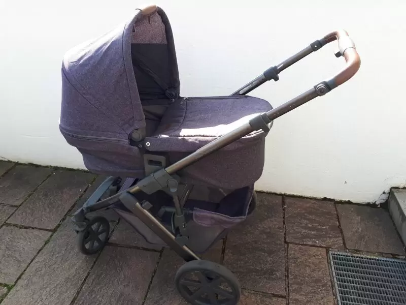 Gepflegter Kombi-Kinderwagen mit Zubehör Nur Abholung in Speyer VHB 50,00Euro