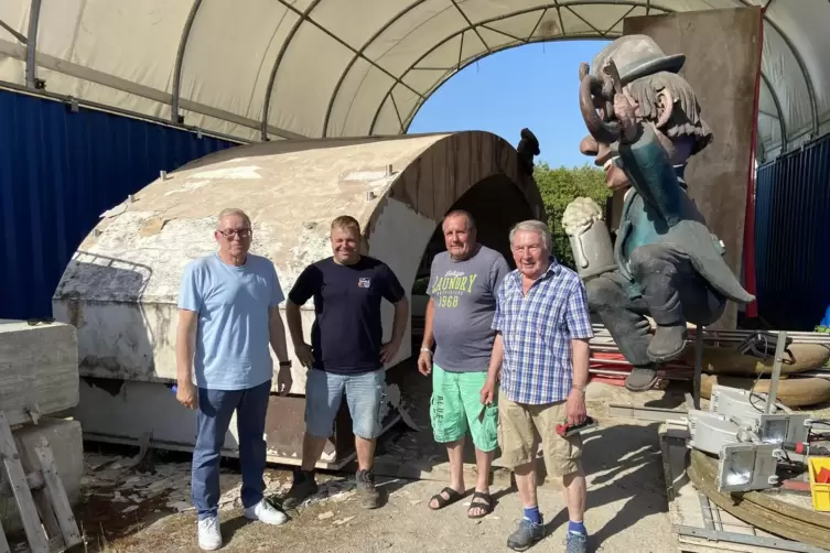 Ehrenamtler: Uwe W&ouml;hlert, Philippe Dupr&eacute;, Michael Kief, Fritz Hochreither. 