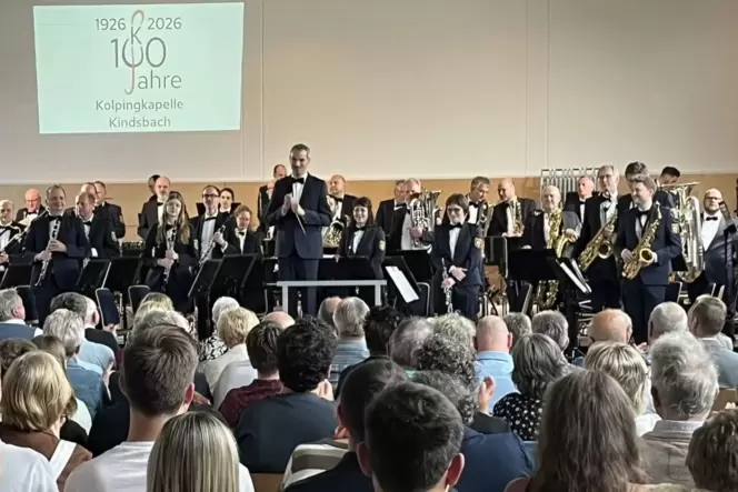 Das Landespolizeiorchester zeigte in der Kindsbacher Mehrzweckhalle sein Können.