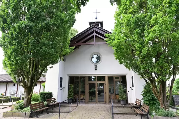 Diebe stehlen Friedhofsglocke