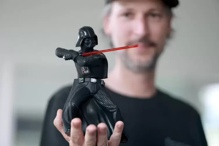 Heo-Gr&uuml;nder Christoph Reichelt mit Darth Vader.