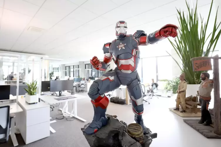 In den B&uuml;ror&auml;umen von Heo finden sich Figuren von vielen bekannten Charakteren.