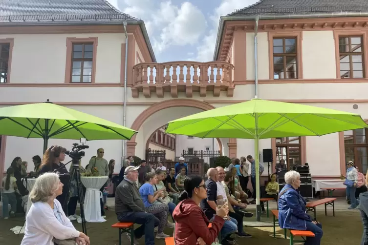 Herausgeputzt: der Leininger Oberhof. 