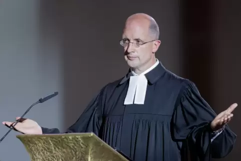 Präses Thorsten Latzel will sich über die aktuelle Situation der Abteikirche informieren. 