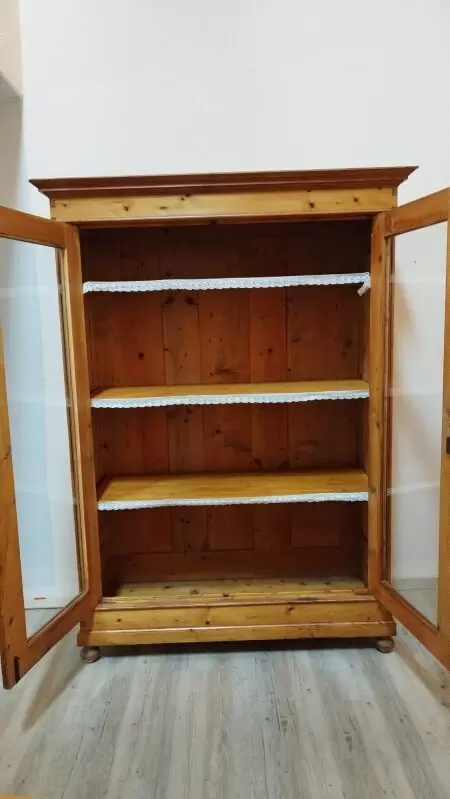 11254766_10_1 Massiver Holzschrank (2,02 x 1,35 x 0,57) zu verkaufen. 350,--€ VHS.