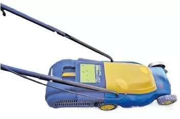 mit Auffangkorb, Marke: Einhell 901, 230 Volt, 900 Watt, Schnittbreite ca. 33 cm, umständehalber abzugeben. Abholung in Mehlinge