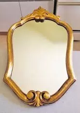 11254704_10_1 Wunderschöner Vintage-Wandspiegel; goldfarbener Holzrahmen. Maße: H 70 cm, B 42 cm. Sehr guter Zustand. 55 Euro VHB. Abholung in