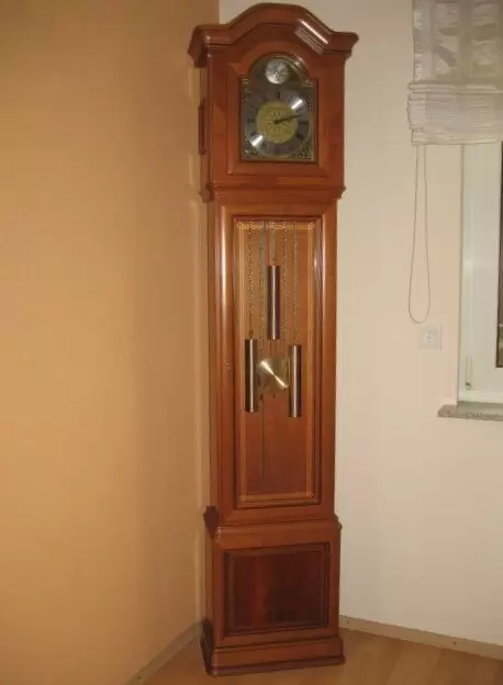 11254687_10_1 Kirschbaum Kischbaum-Ebe Echtholz Markenmöbel Jofi Jeunesse Raumteiler Standuhr Orientteppiche Persien (Echtheitszertifikat) Kie