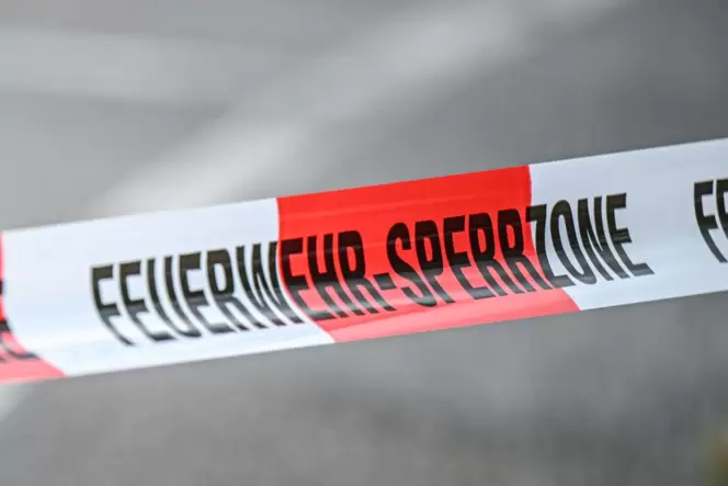 Absperrband Feuerwehreinsatz