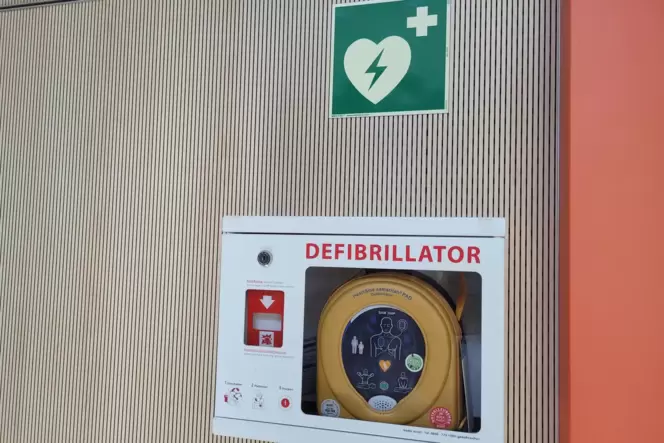 Defibrilator