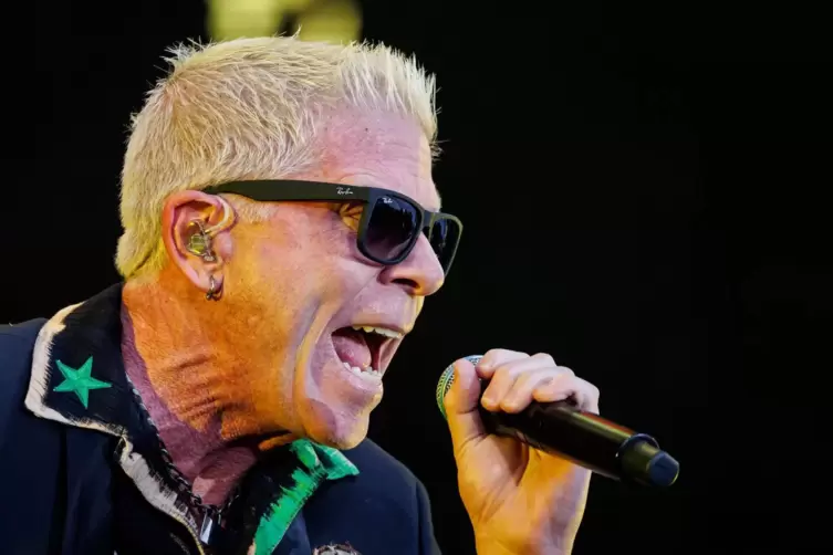 Dexter Holland von The Offspring. 