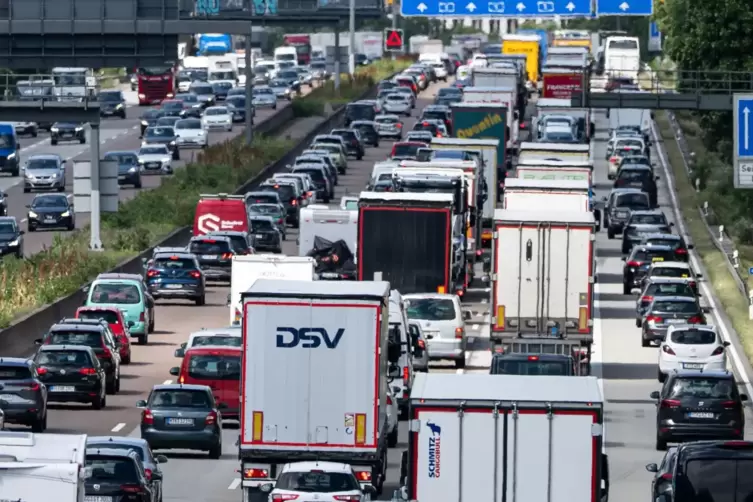 Stau auf der A5