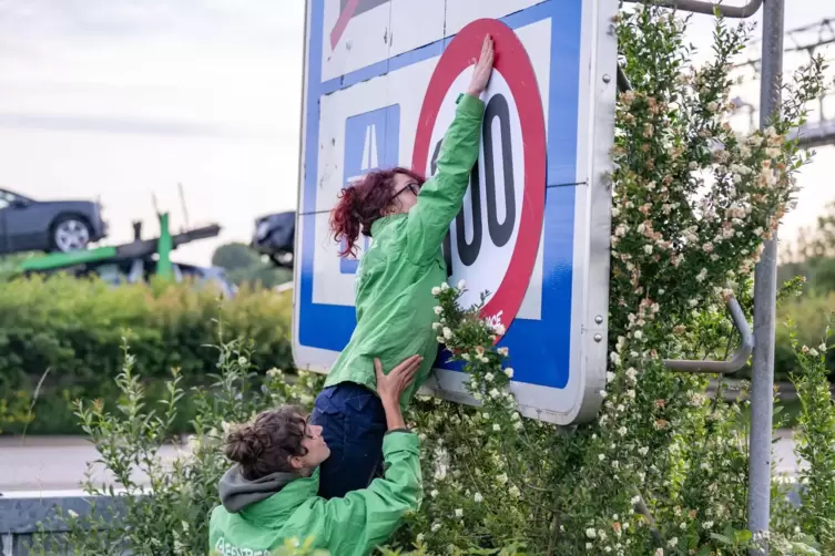 Greenpeace-Aktion f&uuml;r Tempolimit auf Autobahnen