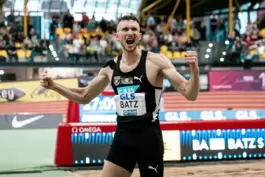 Simon Batz in typischer Pose.