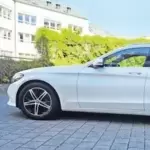 das Fahrzeug überzeugt durch umfangreiche Ausstattung und einen hervorragenden Allgemeinzustand – ein ideales, vernünftiges Allt