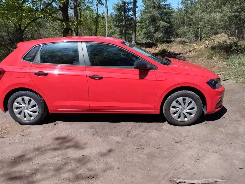 11255205_10_1 Absolut Neuwertiger roter Polo mit erst 15517km-Nachweisbar mit Rechnungen und TÜV Berichte-Klimaanlage-Radio-Einparkhilfe-Allwe