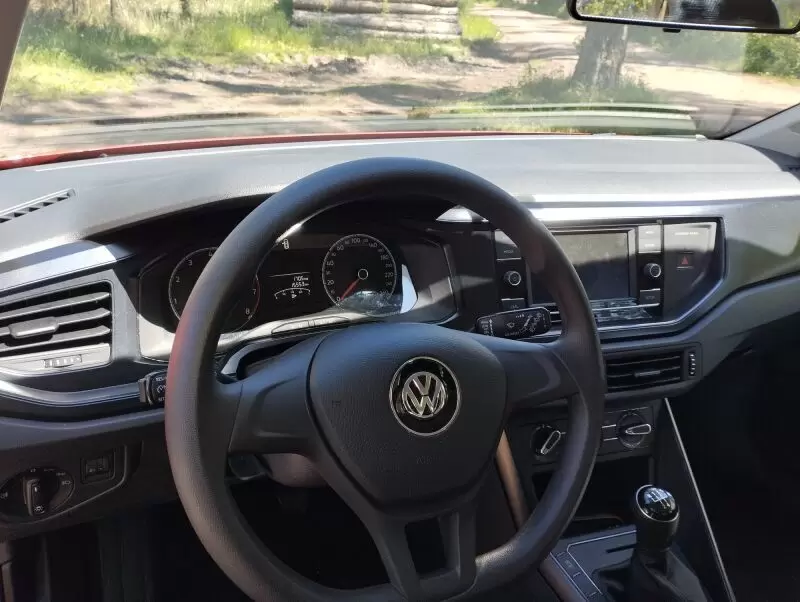 11255205_10_1 Absolut Neuwertiger roter Polo mit erst 15517km-Nachweisbar mit Rechnungen und TÜV Berichte-Klimaanlage-Radio-Einparkhilfe-Allwe